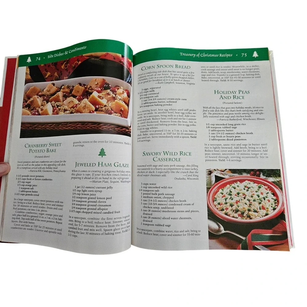 Taste of Home Treasury‎ of Christmas Recipes Cookbook 2004 Hardcover 734 Recipes